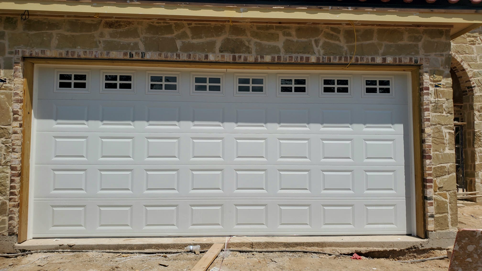 GARAGE DOORS - Professional Garage Door Service McAllen TX