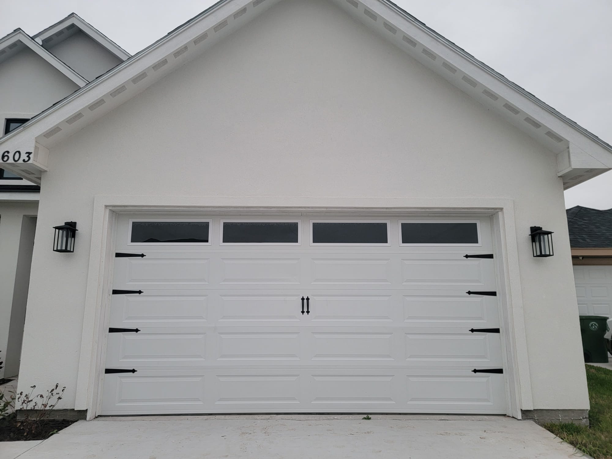 GARAGE DOORS - Professional Garage Door Service McAllen TX