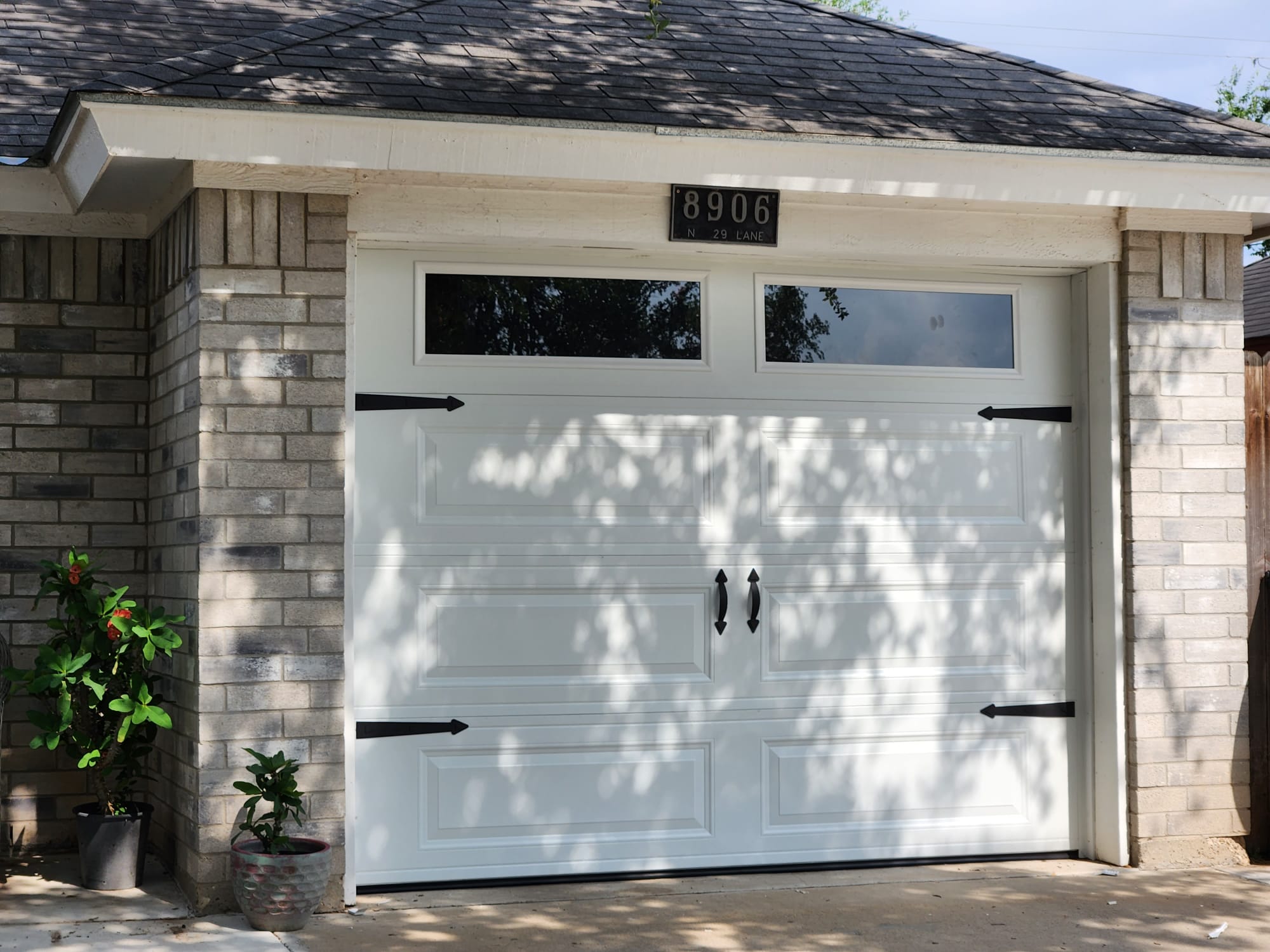GARAGE DOORS - Professional Garage Door Service McAllen TX