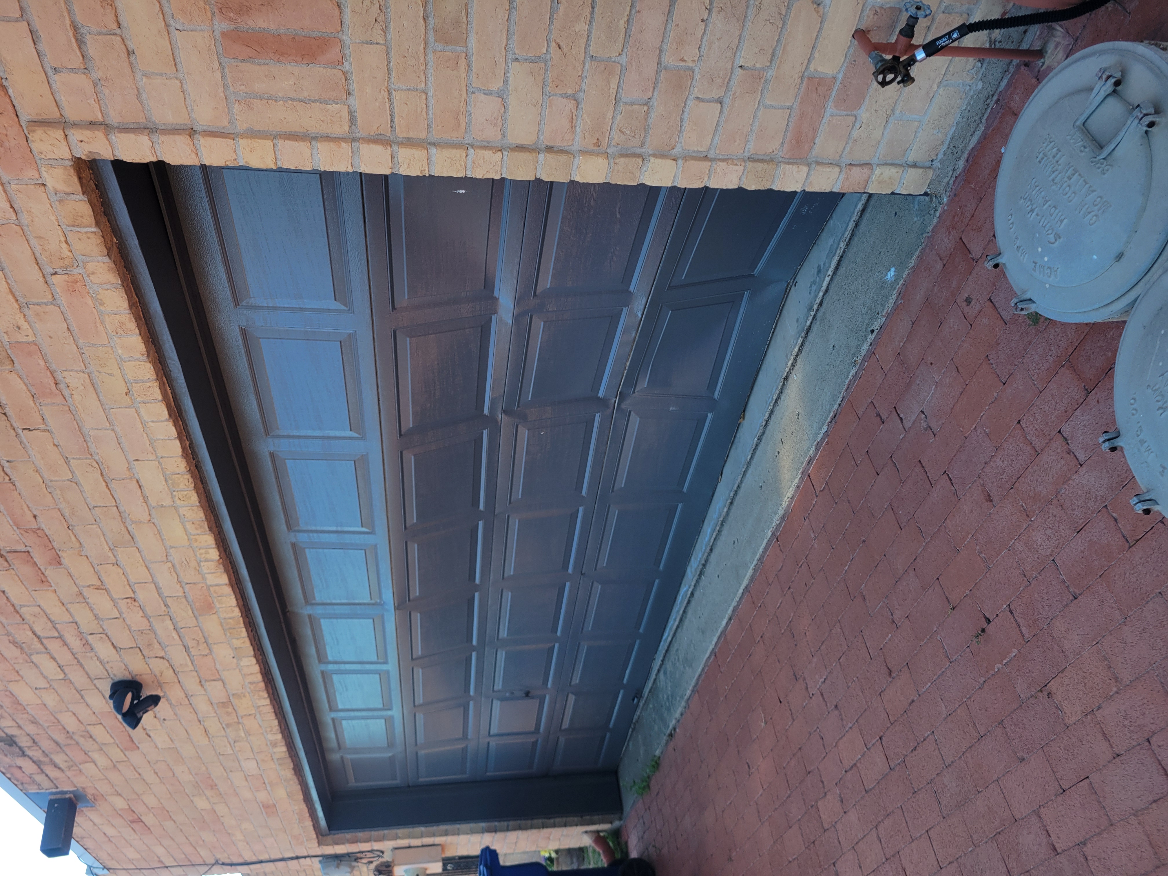 911 EMERGENCY REPAIRS - Professional Garage Door Service McAllen TX